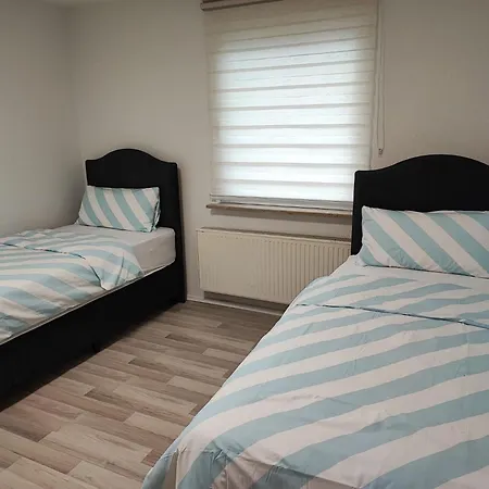 Stadt Apartment Heidenheim דירה היידנהיים אן דר ברנץ