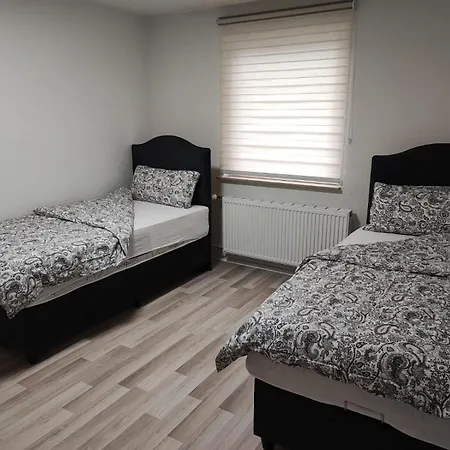דירה Stadt Apartment Heidenheim היידנהיים אן דר ברנץ