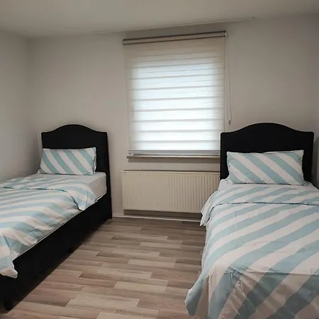 Stadt Apartment Heidenheim דירה